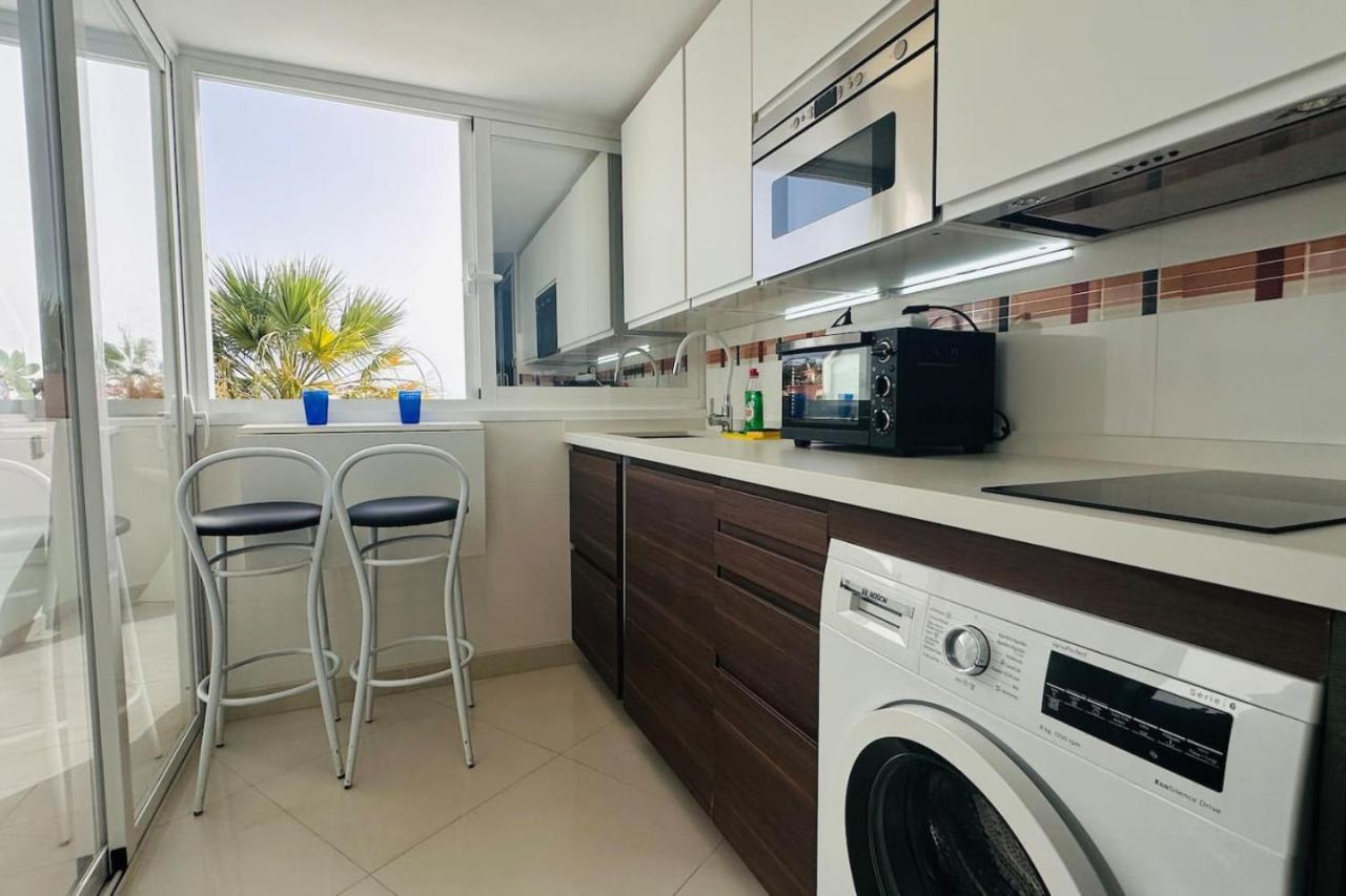Tenerife.365 Atalaya Court II Sunset Ocean View Адехе Екстериор снимка