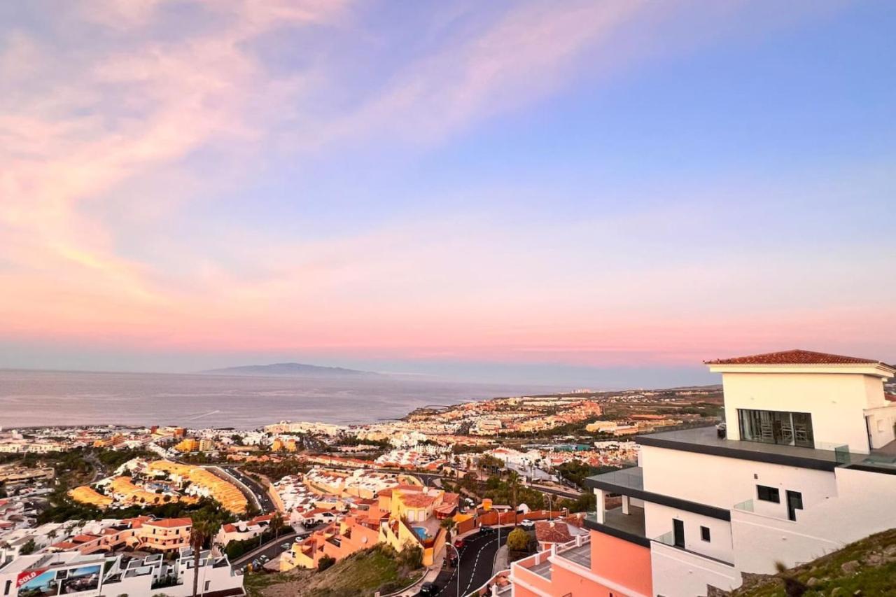 Tenerife.365 Atalaya Court II Sunset Ocean View Адехе Екстериор снимка